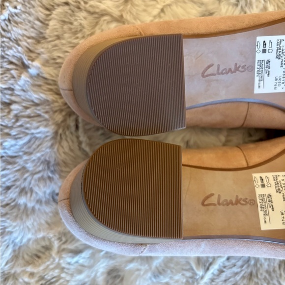 Clark’s Beige Women's Shoes - Picture 7 of 8